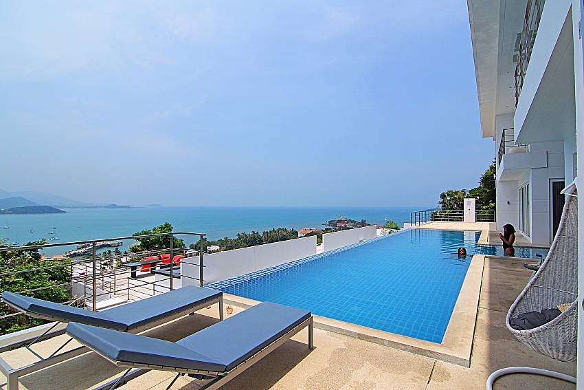 Sirinda Sea View Apartment